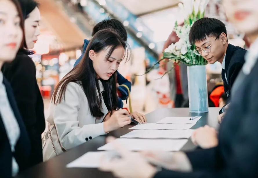 失去增量的線下市場(chǎng)值得經(jīng)銷商如何深耕？